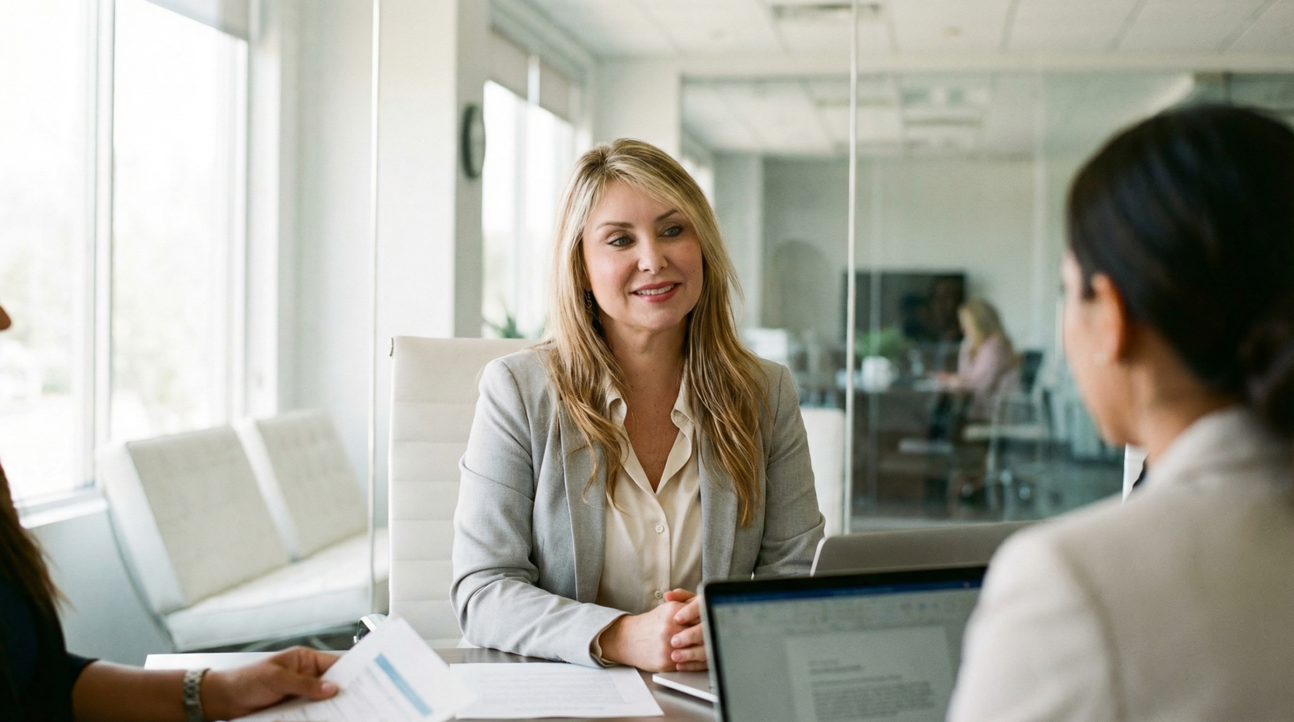 freepik__35mm-film-photography-a-professional-womansitting-__90332